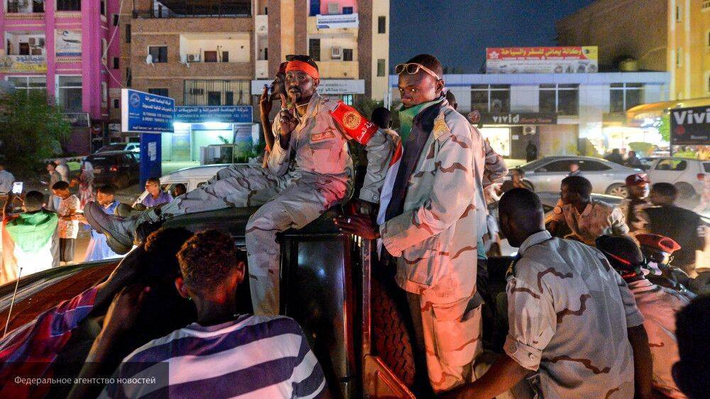 Жители Судана вышли на улицы в знак протеста против действующего правительства