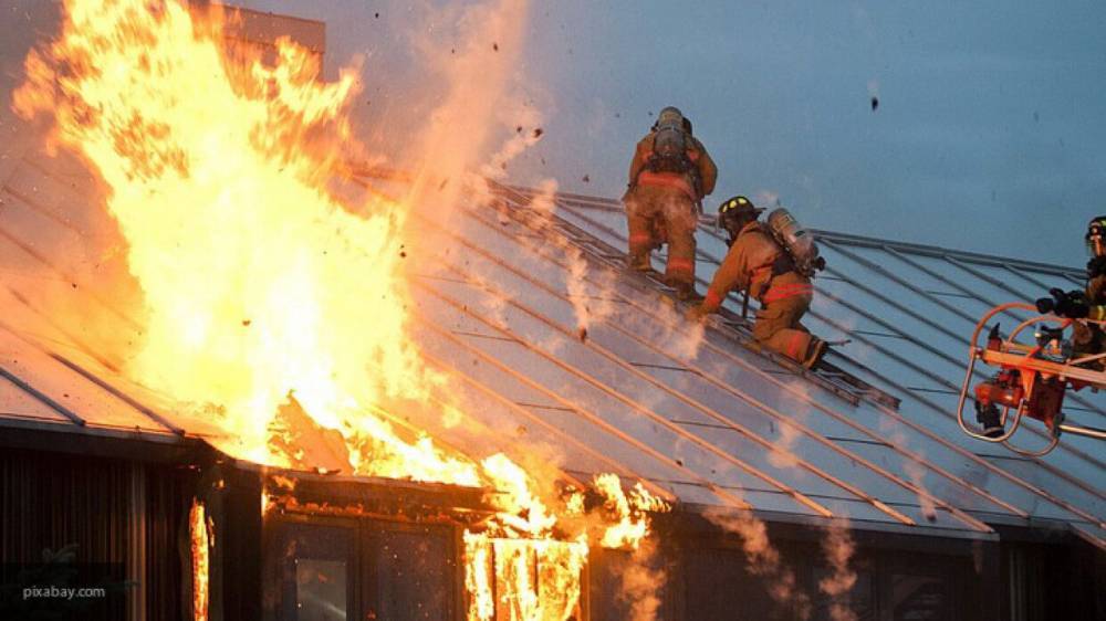 Пожарные Твери обнаружили под завалами сгоревшего дома останки мужчины