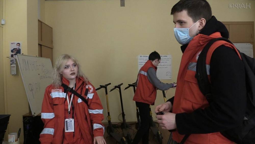 Российский Красный Крест получил электросамокаты для помощи пенсионерам.