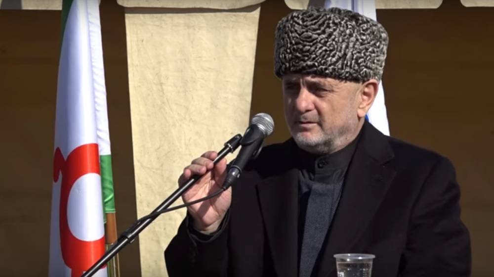 Умершего от коронавируса муфтия похоронили в Ингушетии