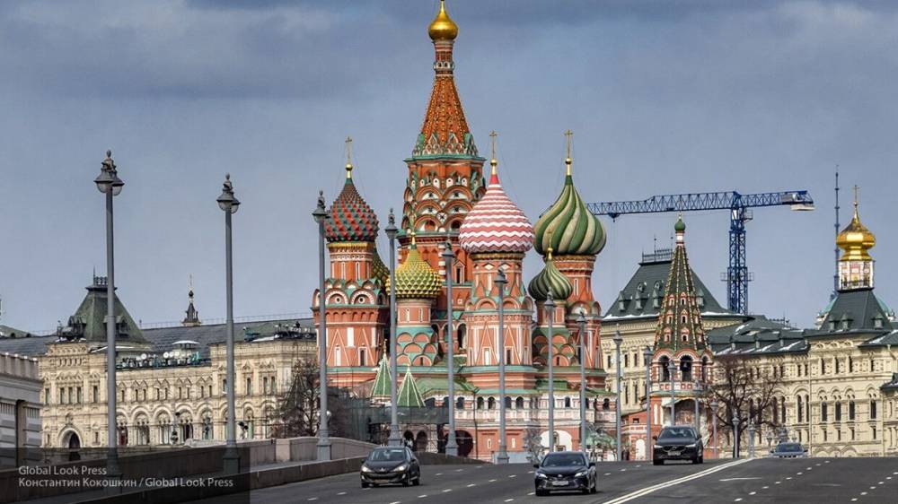 Антициклон принесет в Москву потепление и небольшие осадки