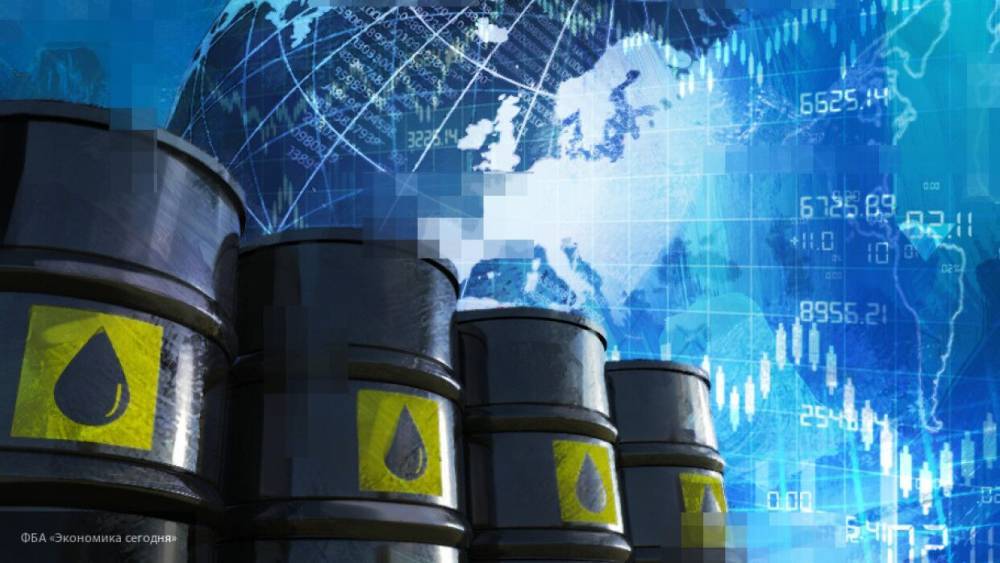 Сенаторы США раскритиковали Саудовскую Аравию за хаос на нефтяном рынке