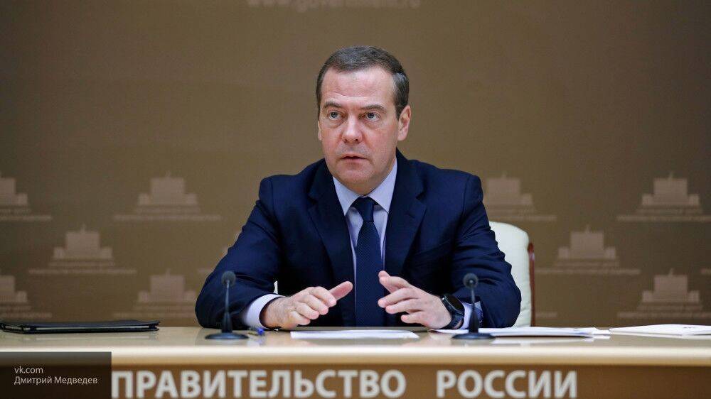 Дмитрий Медведев - Медведев назвал Россию лидером в области космических исследований - polit.info - Россия