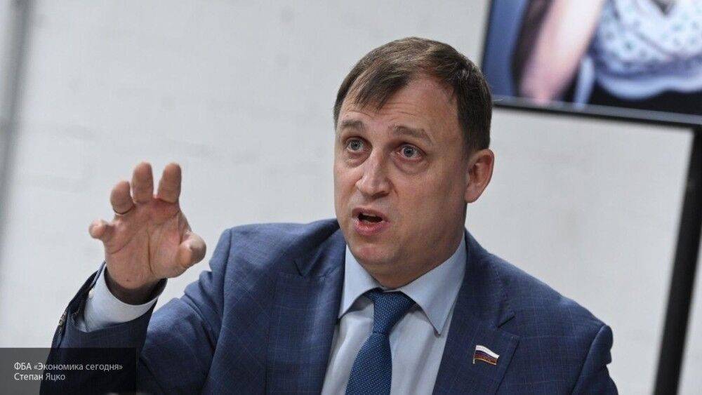 Депутат Госдумы Вострецов призвал взять под контроль цены на продукты в магазинах
