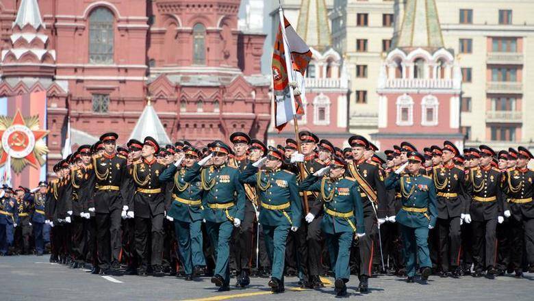 В Кремле не исключили перенос парада Победы с 9 мая