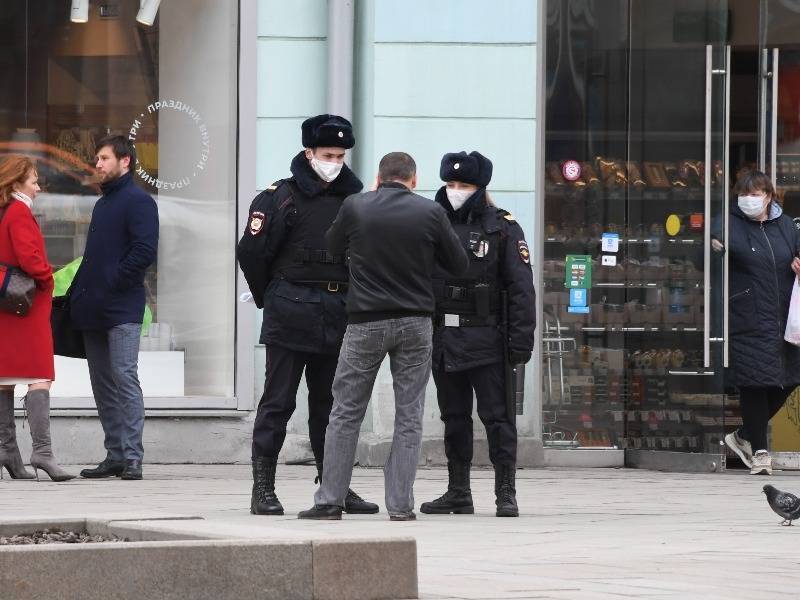 За день за нарушение карантинных мер власти оштрафовали 1358 москвичей