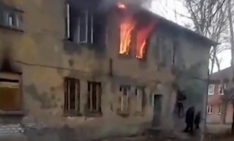 В Нижегородской области мужчина спас детей из горящего дома до приезда пожарных