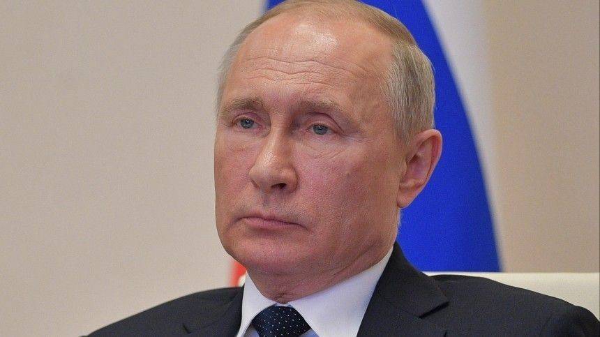 Путин утвердил 40 членов нового состава Общественной палаты