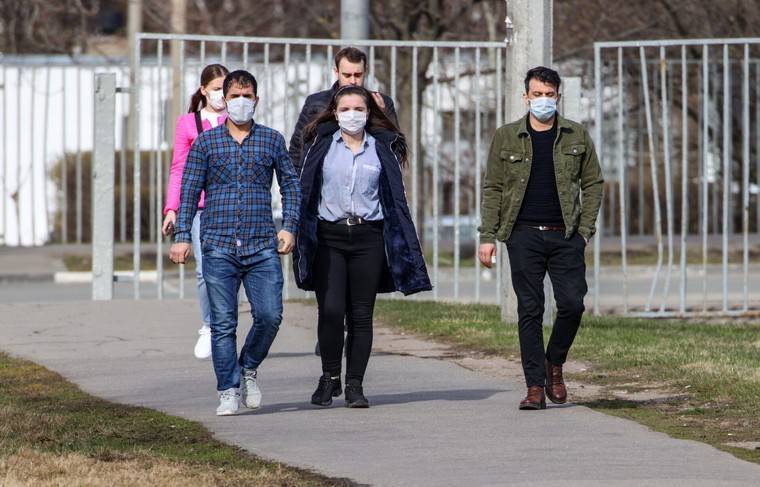 В ВОЗ сообщили, чем опасно неправильное ношение медицинской маски