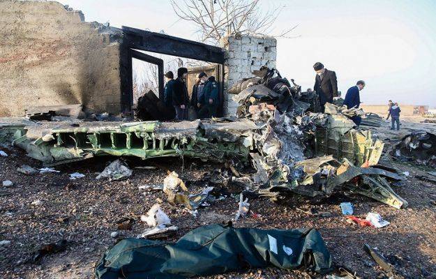 Расшифровка «черных ящиков» сбитого в Иране украинского Boeing-737 отложена