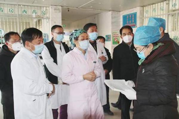 В Китае рекордное за 1,5 месяца количество новых больных коронавирусом