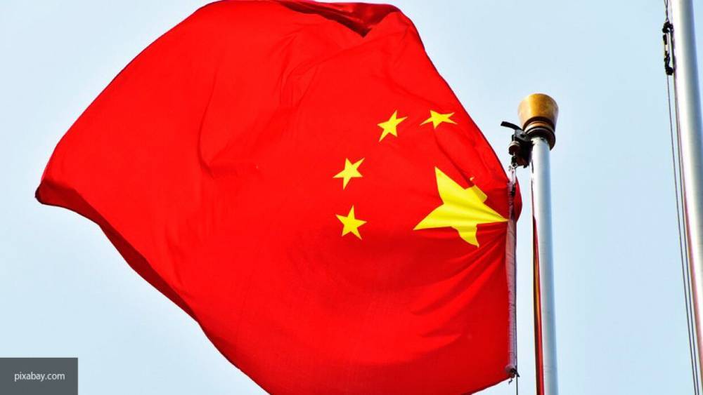 Китайский посол рассказал, как США обвиняют КНР в распространении COVID-19