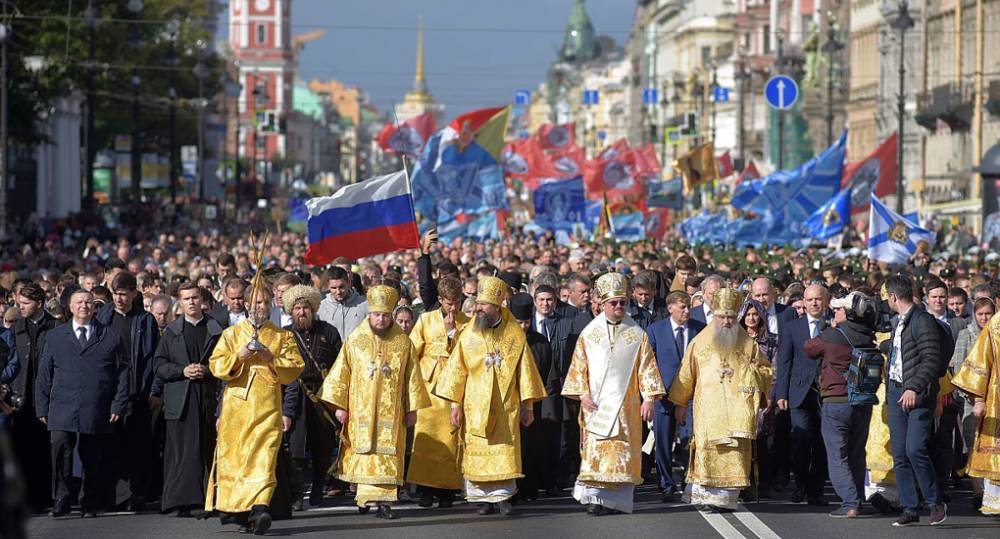 В Петербурге закрыли храмы из-за коронавируса