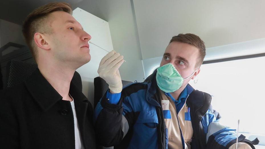 Почти две тысячи человек обследовали на коронавирус в Петербурге