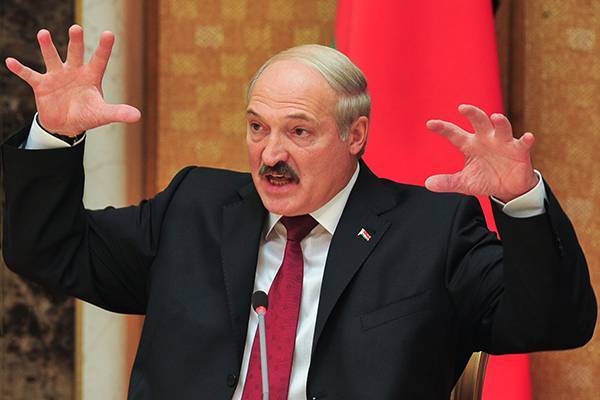 Лукашенко: «От коронавируса в Белоруссии никто не умер и не умрет»