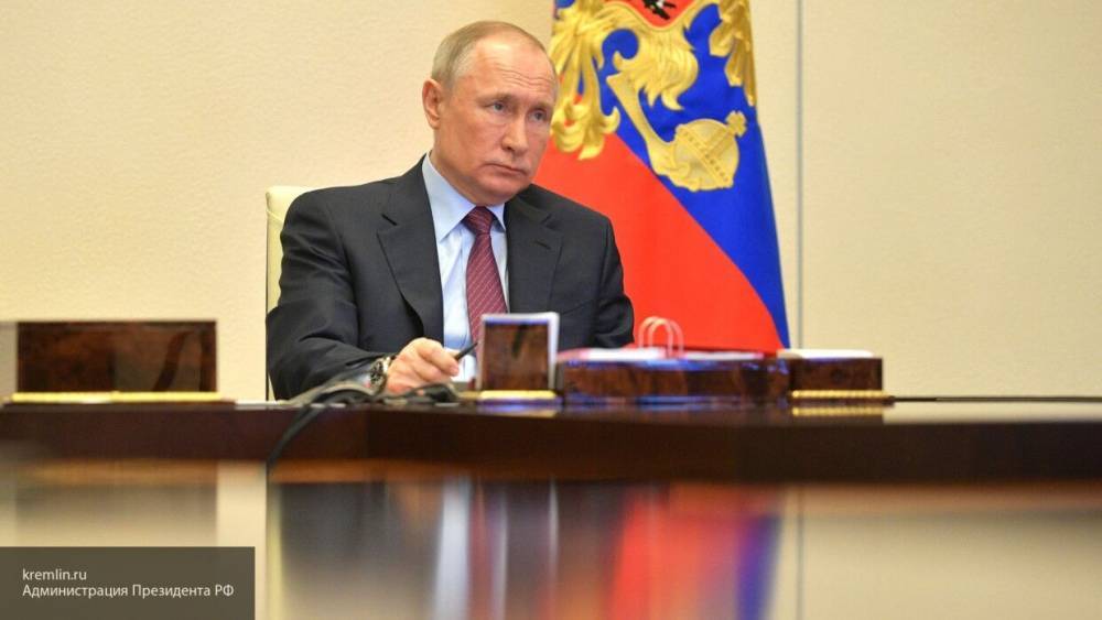 Путин заявил о необходимости профессионального прогноза в ситуации с COVID-19