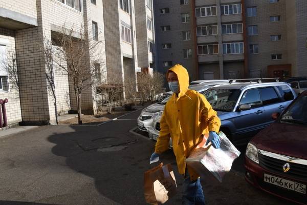 «Яндекс.Еда» попросила власти снять для курьеров ограничения на парковку