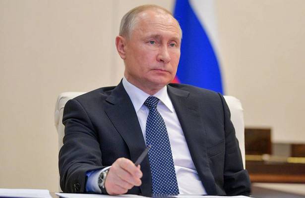Путин поручил рассмотреть возможность поддержки сервисов доставки еды