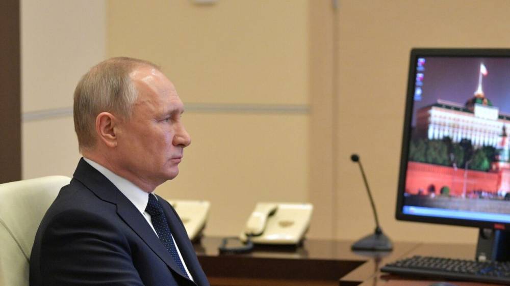 Путин оценил действия правительства по борьбе с COVID-19