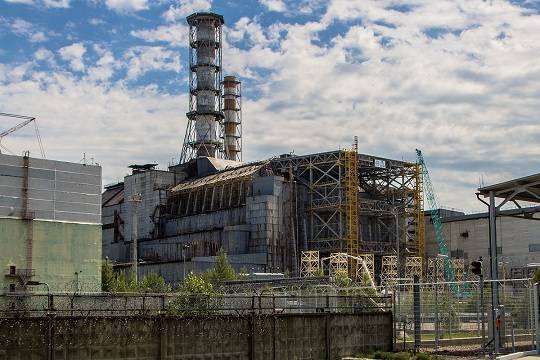 Ярослав Емельяненко - Огонь в Чернобыле приближается к хранилищам с радиационными отходами - versia.ru - территория Чаэс