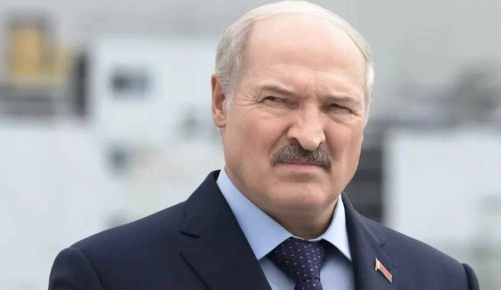 Лукашенко рассказал про “имбирно-чесночный” психоз