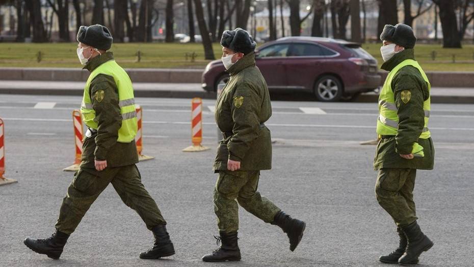 В Псковской области ужесточили карантин: маски обязательны
