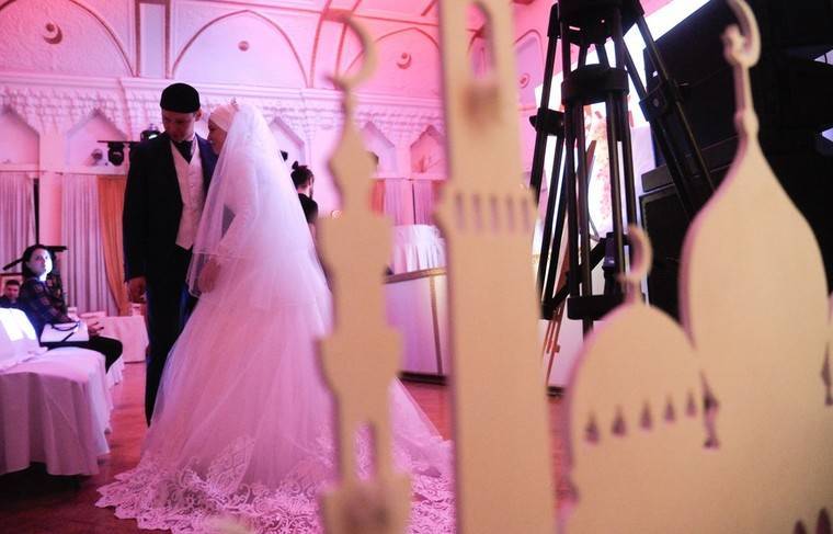 В Чечне временно запретили бракосочетания по мусульманским канонам