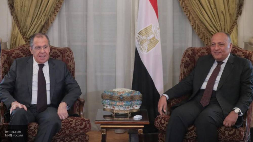 Лавров провел телефонные переговоры с главой МИД Египта
