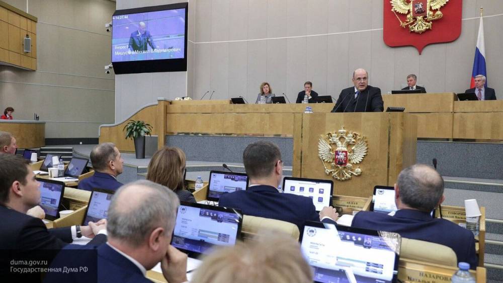 Крашенинников, Макаров и Никонов возглавили рейтинг самых эффективных депутатов РФ