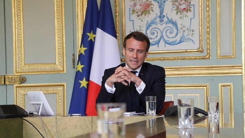 Макрон объявил о продлении режима самоизоляции во Франции