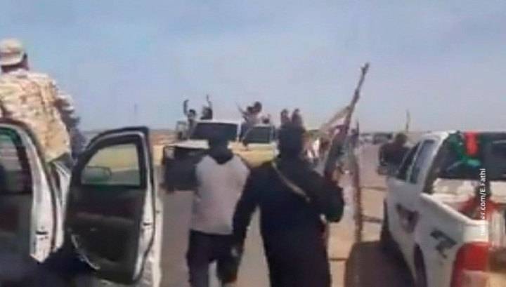 Войска Сарраджа заняли побережье Ливии от Триполи до границы с Тунисом