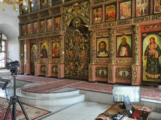 Вопрос о закрытии храмов из-за коронавируса расколол РПЦ