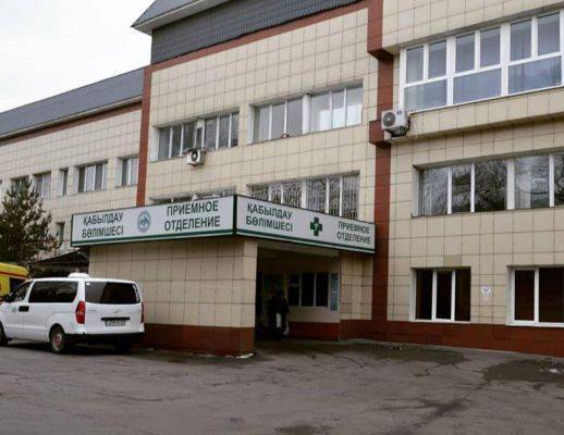 В Алма-Ате 33 медработника готовятся подать в суд на главного санврача