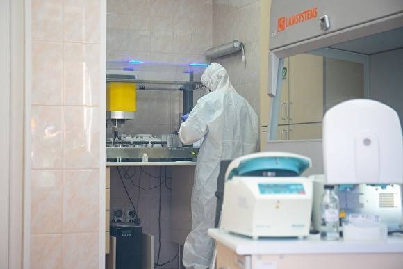 В Екатеринбурге главврач больницы № 14 самоизолировался из-за коронавируса у знакомого
