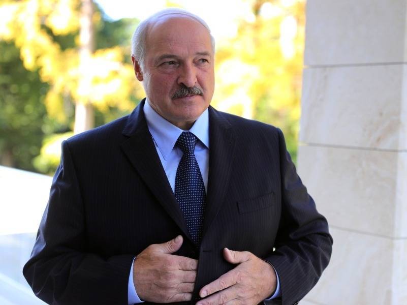 Лукашенко разрешил ЕС депортировать белорусов и упростил визовый режим