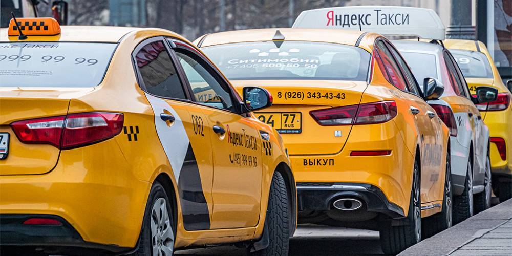 Московские таксисты заявили о риске разорения из-за коронавируса