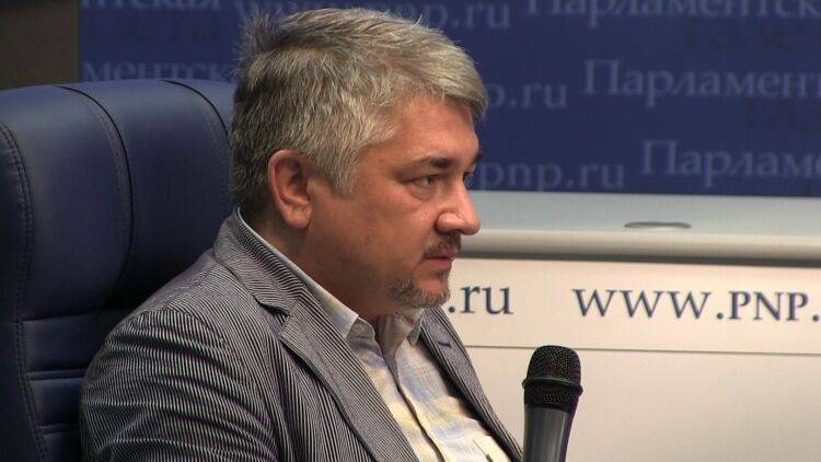 Ищенко рассказал о серьезном расколе украинского общества