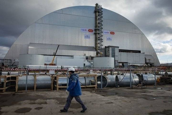 Пожары у Чернобыльской АЭС не смогли потушить за десять дней