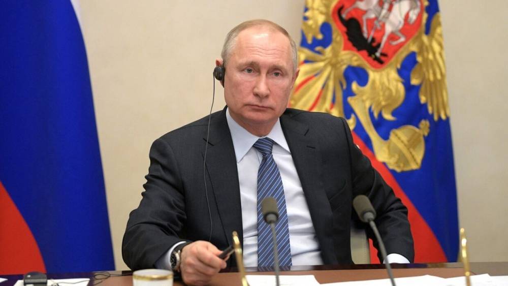 Путин заявил, что пик заболеваемости коронавирусом в России еще не пройден