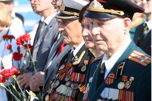СМИ: латвийское общество ветеранов ликвидируют за поддержку Путина