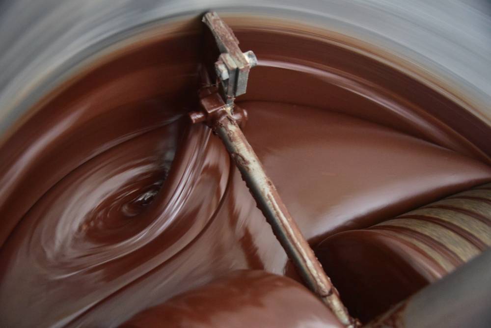 Сотрудник шоколадной фабрики в Москве украл 600 килограмм какао-масла