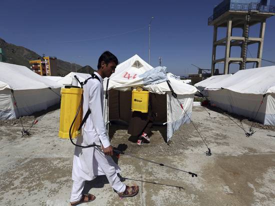Боевики начали борьбу с коронавирусом в Афганистане
