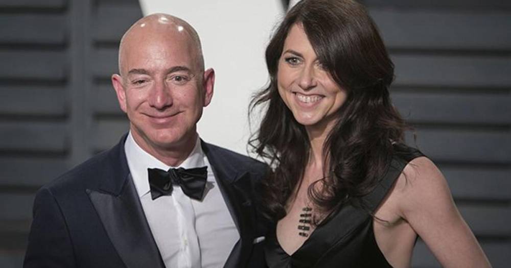 Глава Amazon за день разбогател на 6,4 млрд долларов