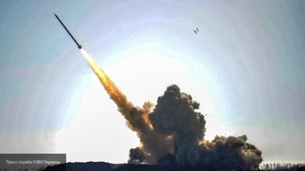 Директор украинского завода оценил вероятность ракетного удара по российскому НПЗ