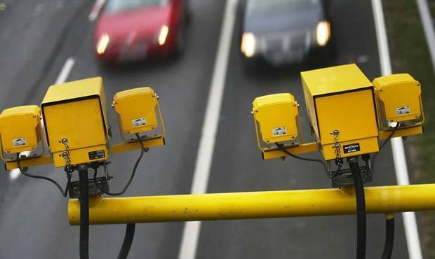 В Москве наличие цифровых пропусков у водителей будут проверять дорожные камеры