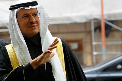 Саудовская Аравия предсказала новое снижение добычи нефти