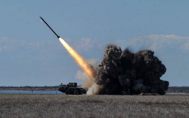 На Украине допустили ракетный удар по НПЗ в Ростовской области