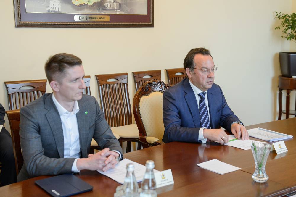 Владимир Салмин встретился с губернатором Воронежской области Александром Гусевым