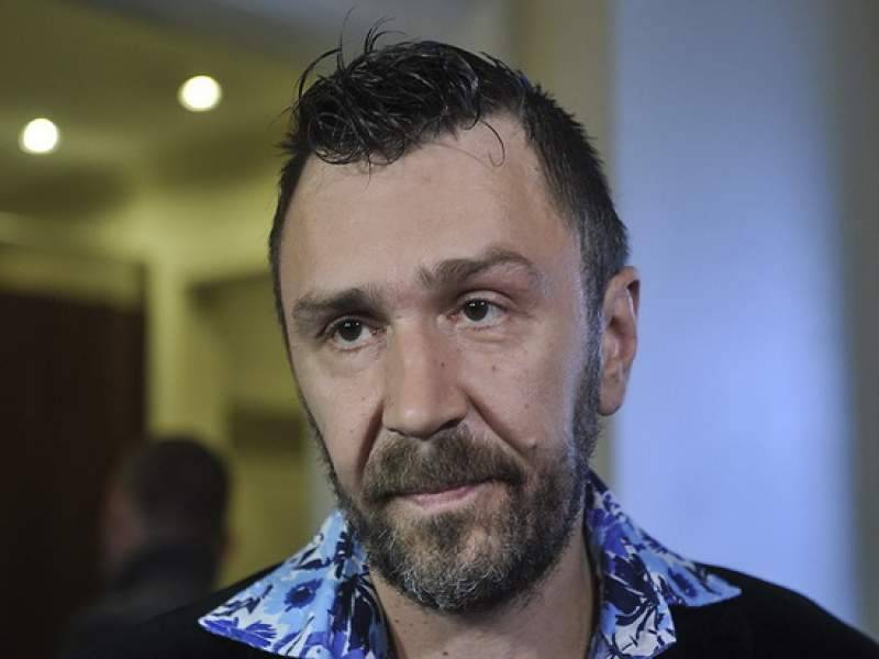 Шнуров заявил о намерении заразить коронавирусом депутатов Госдумы