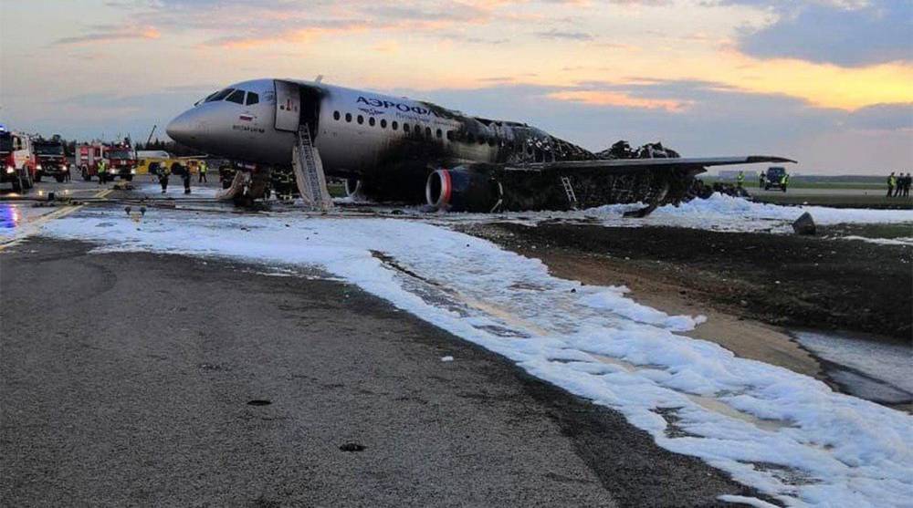 СК завершил расследование катастрофы SuperJet в Шереметьево, оно подтвердило обвинения пилота